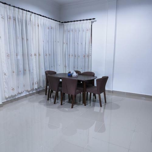 Dca Villa Homestay