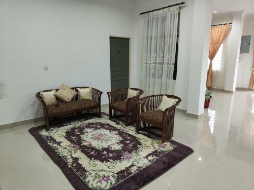 Dca Villa Homestay