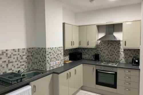 Relaxing And Modern 2 Bed City Centre Apartment