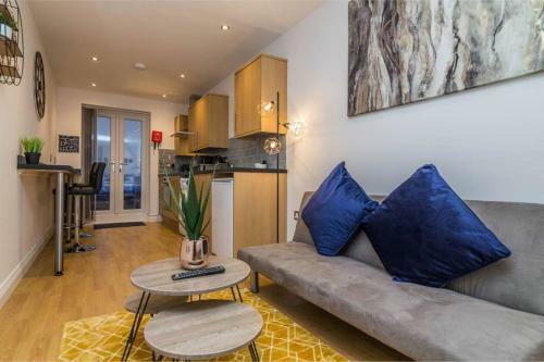 Long Row Apartments In Nottingham City Centre