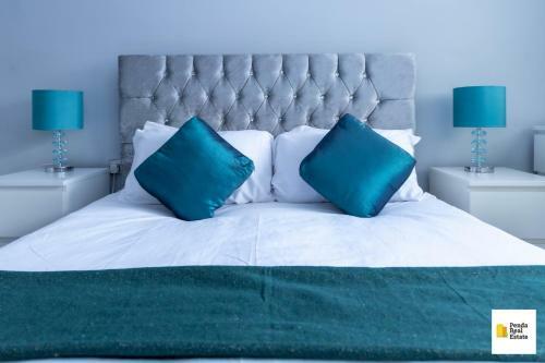 Penda Contractor And Leisure Guests Nottingham