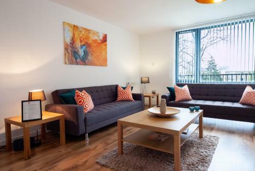 Byevo Glasgow Airport Apartment 5