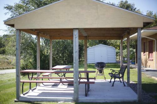 Travelier Motel - Macon