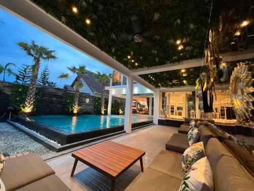 Premium Pool Villa Pattaya