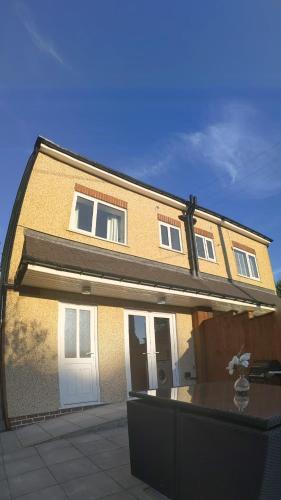No2 Glan Nodwydd