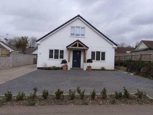Hayle Modern Detached House Near Beaches Cornwall