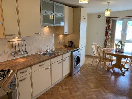 Balhousie Apartment