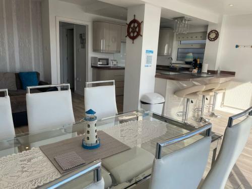 Direct Beach Access Modern Bungalow Views Across The English Channel