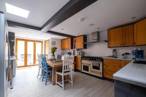Central Penzance, Modern Stylish Home,nr Seafront.