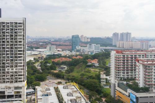 Apartamentos Proper Suites@empire Damansara