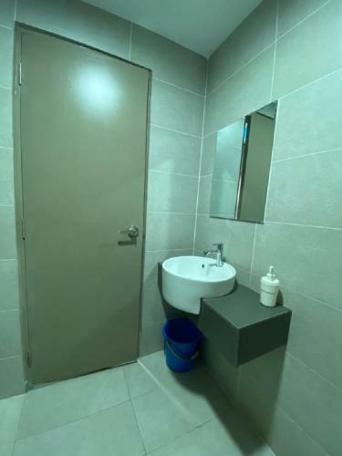 Apartamento Pinnacle Pj @ Penguin Homes