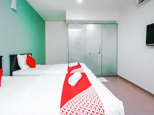 Oyo 816 Hotel De Kiara