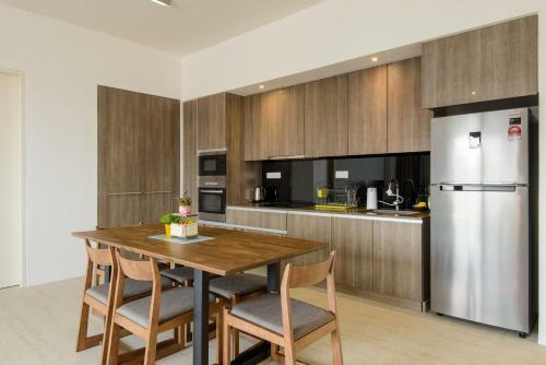 By The Sea Beach Front Apartment