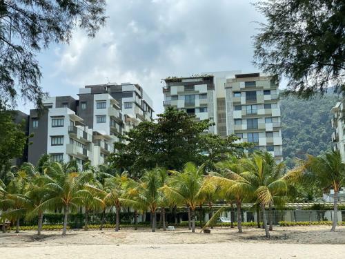 Apartamento By The Sea Beachfront Home