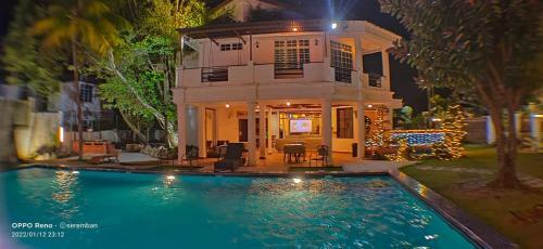 Seremban Resort Villa 163 By Vale Pine