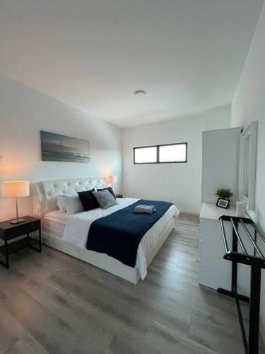 Five Bedrooms Residential Home With Free Wifi
