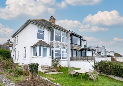 Lundy House, 6 Lundy Road