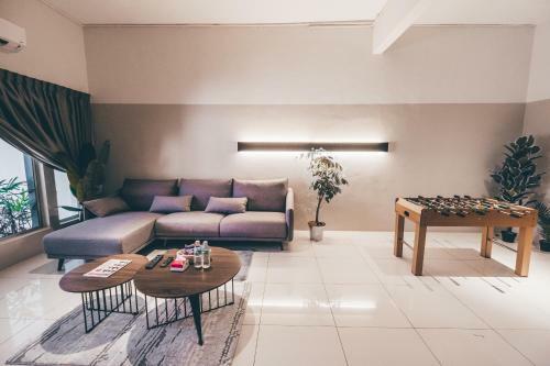 Hostal J Residence