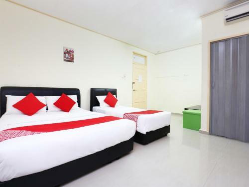 Oyo 89640 Hotel Pelangi Marang
