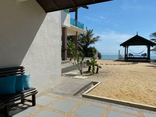 Hostal Che Beach House