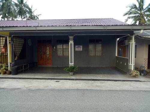 Apartamento Aiman Homestay