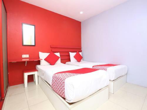 Oyo 89654 My New Home Hotel