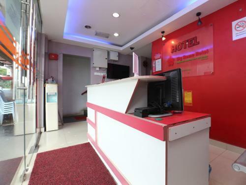 Oyo 89654 My New Home Hotel