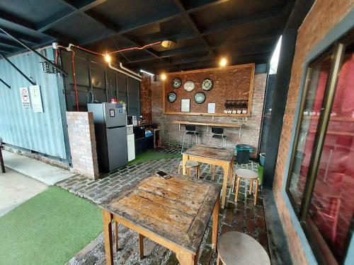 Hostal Safar House & Cabin (muslim)