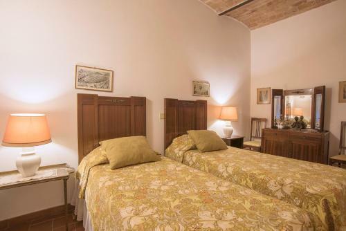 Hotel Castello Di Proceno Albergo Diffuso In Dimora D'epoca