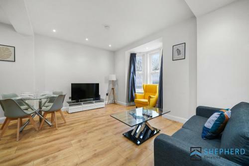 Shepherd Serviced Apartments - London Road