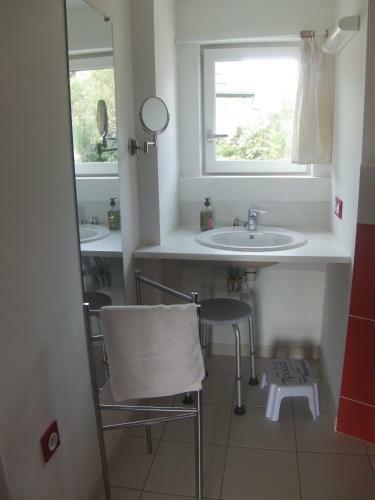 Hostal Les Chambres De La Marotte