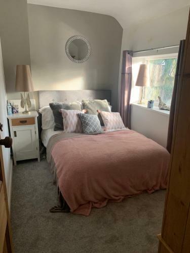The Cottage, Grotton Hall, Lydgate, Saddleworth