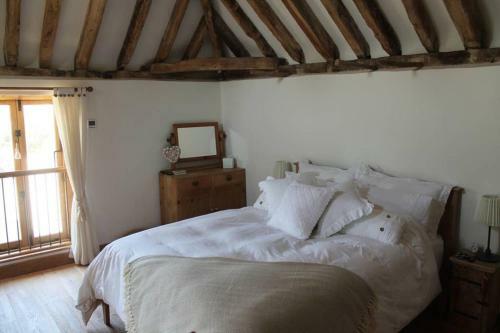 The Dovecote - Unique Self-contained 1bed Renovated Barn