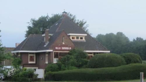 Bed & Breakfast Villa Zomerdijk