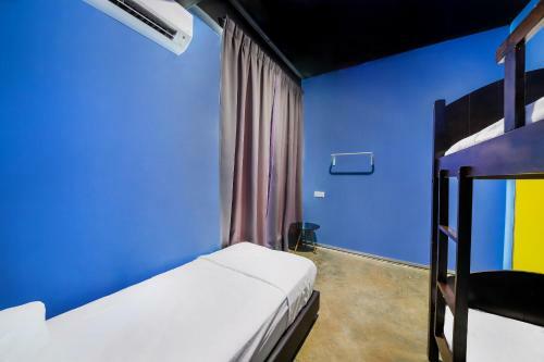 Hotel Spot On 89956 The Blue Malacca