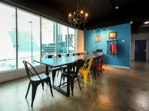 Hotel Spot On 89956 The Blue Malacca