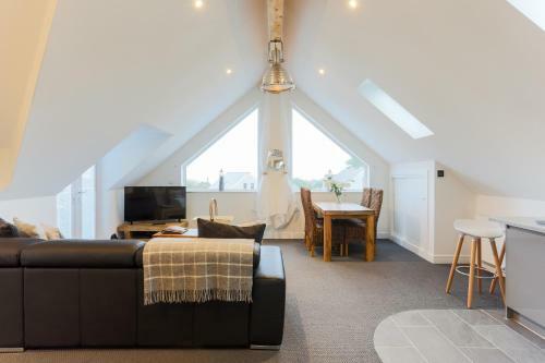 Apartamento The Lighthouse Penthouse, Studio And Holiday Home