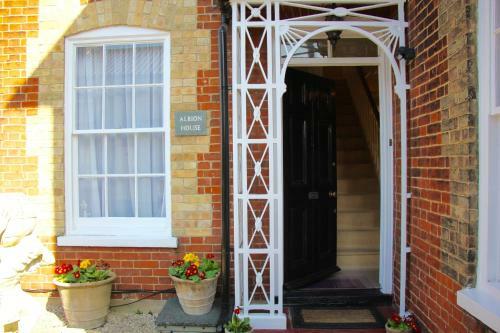 Seaside Luxury House On The Suffolk Coast