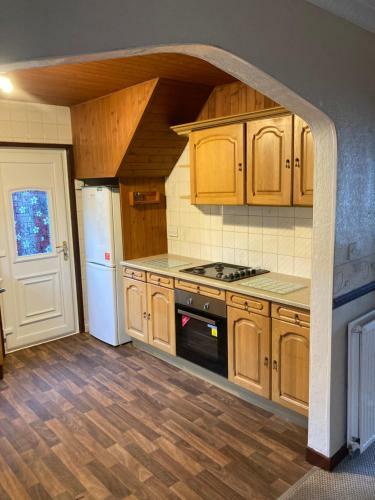 Hostal Cheerful Double Room In Lancaster House