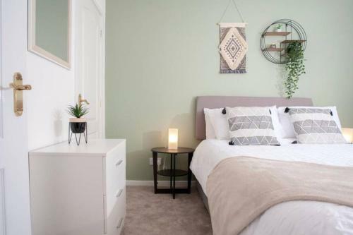 3 Bed Townhouse Stafford