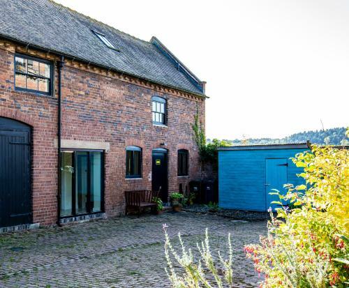 Fabulous Listed Barn With The Best Valley View