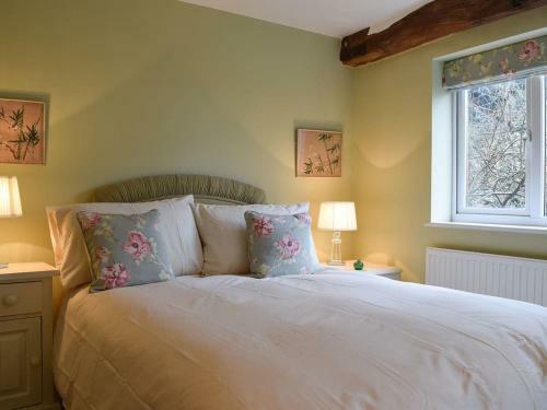 Lovely Old Cottage
