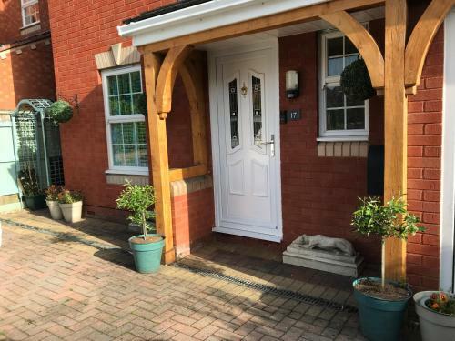Hostal Sleeping Dogs Guest House And Log Cabin