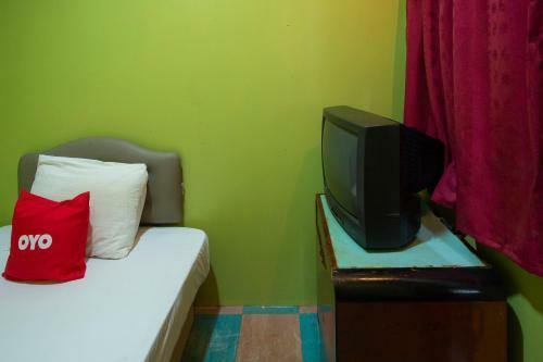 Spot On 90137 Casavilla Hotel Pudu