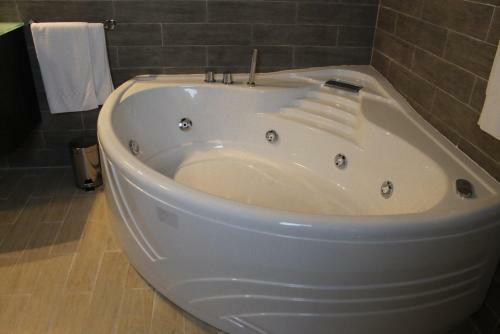 Bed & Breakfast Domus Aurea Resort