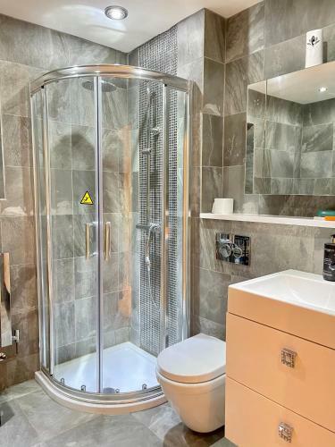 Waterfront Villa Marina Sa1 Swansea