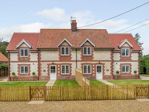 Sea Lavender Cottage-uk11930