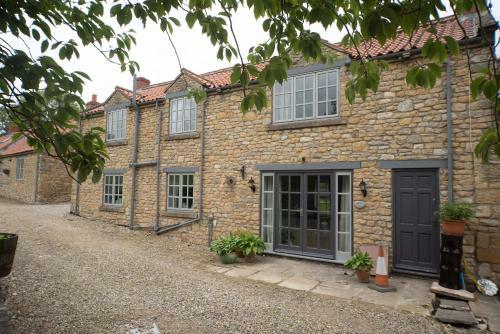 Lodge Sands Farm Cottages