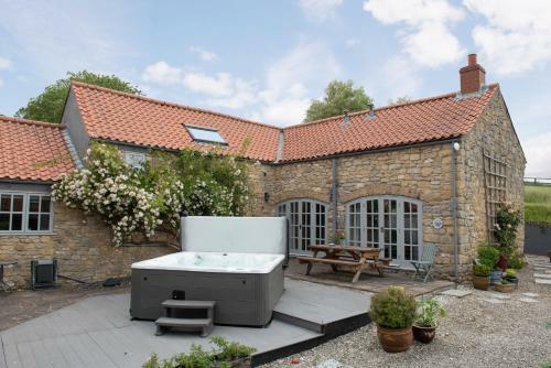 Lodge Sands Farm Cottages
