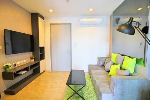 Apartamento The Base, Central Pattaya, 18th Floor, Sea View